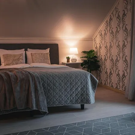 Premium Private Snowest *