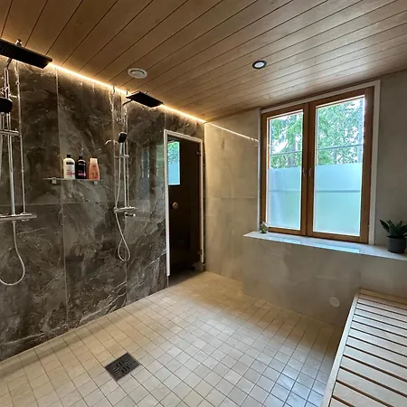 Premium Private Snowest *